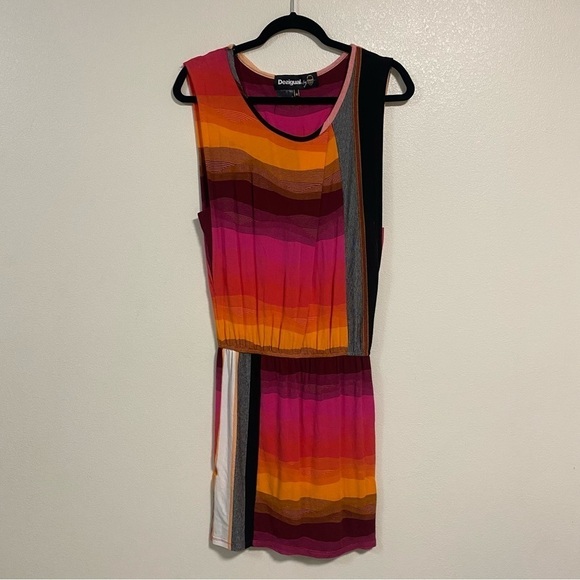 Desigual Mini dress Golden Poppy Size Small - Picture 1 of 11